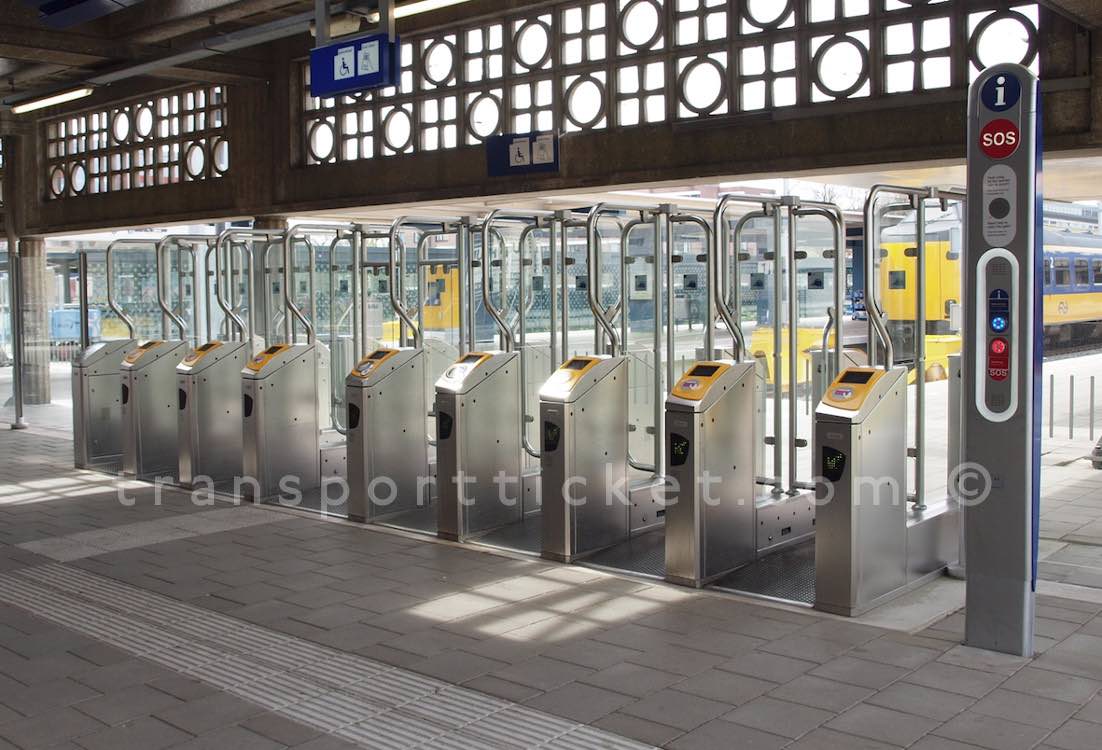 NS ticket gates (Enschede, 2015)
