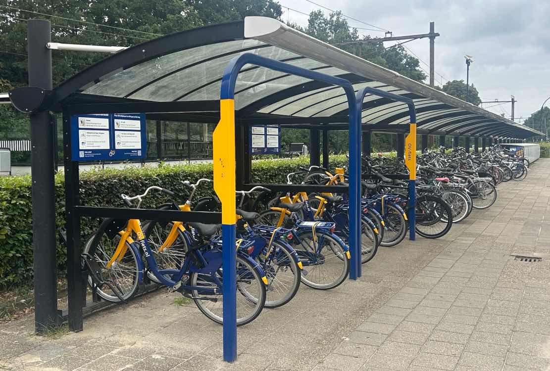 outdoor bicycle parking (Borne, 2025)